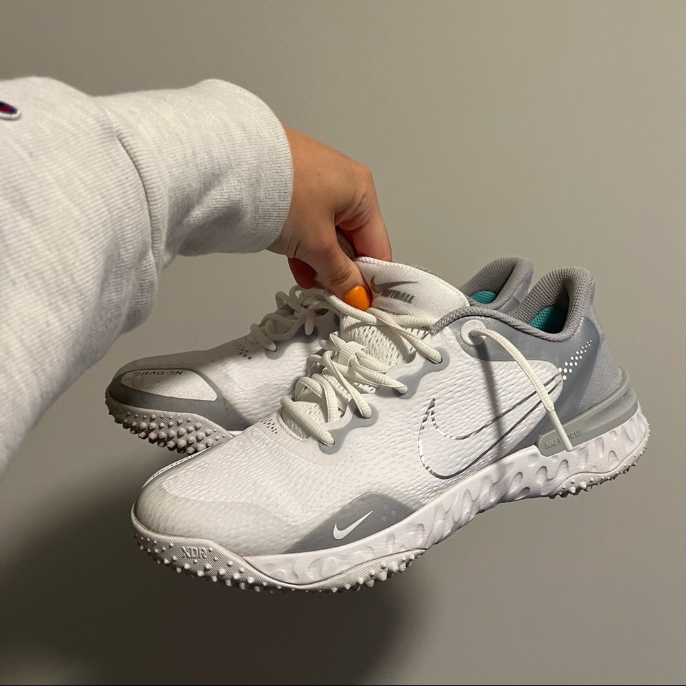Womens Alpha Huarache Elt 3 Turf